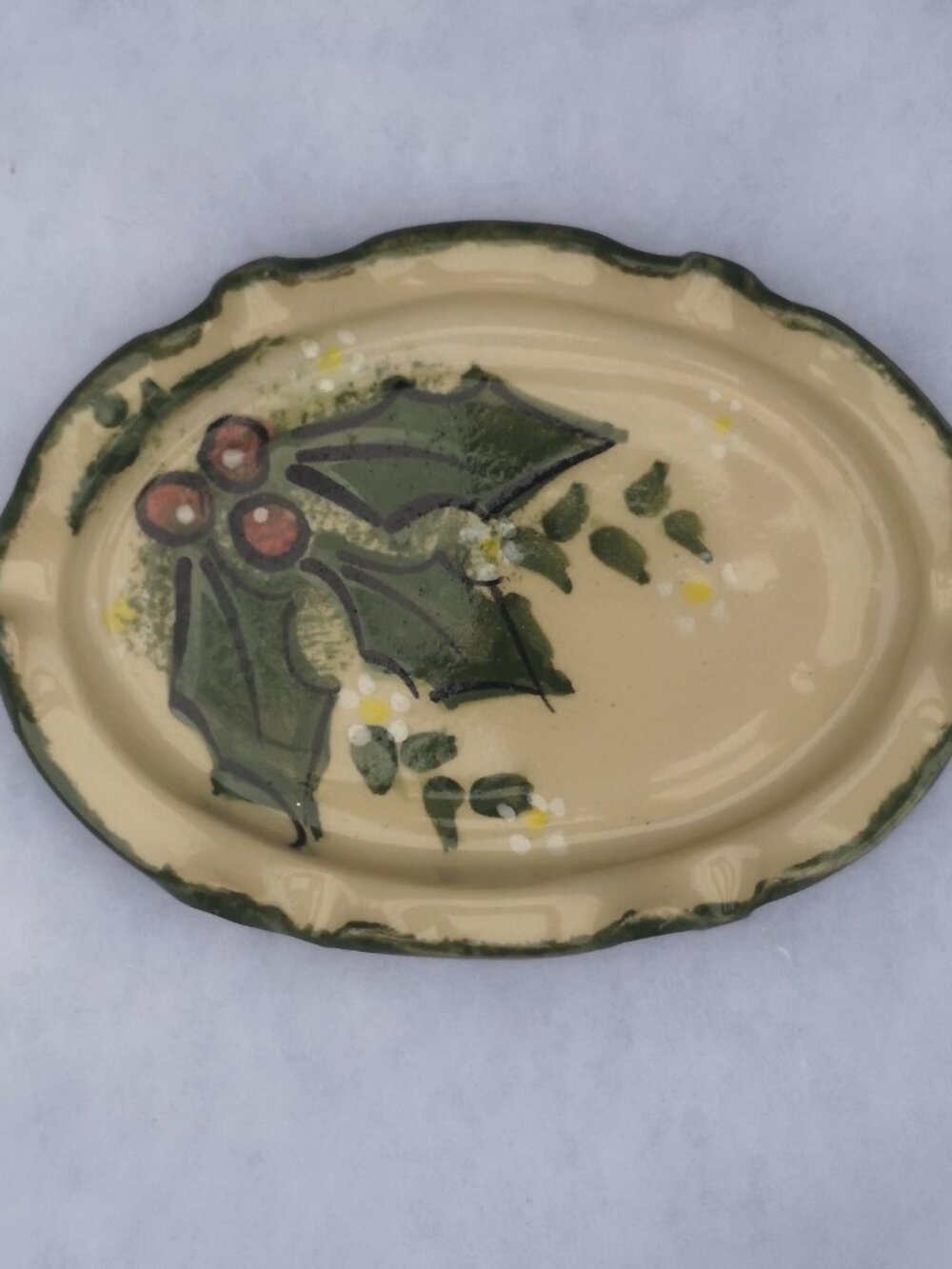 Monique Duclos Signed Pottery 6.5" x 4.5" Holly Berries & Leaves Trinket Dish